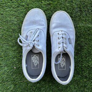 White Old Skool Vans Shoes Women's Size 7, Men's 5.5, EU 37